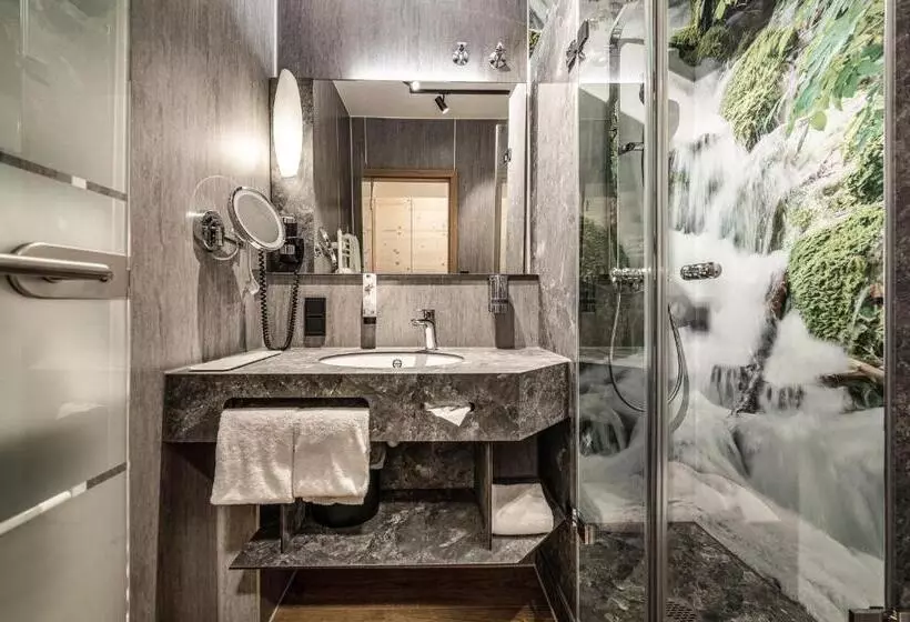 ガーデンビュースタンダードルーム, Landrefugium Obermüller Spa & Naturresort 4,5 Sterne