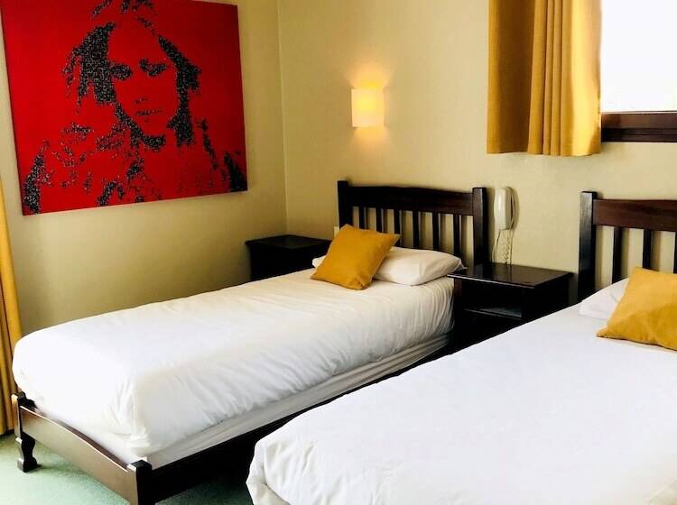 غرفة قياسية, L'auberge