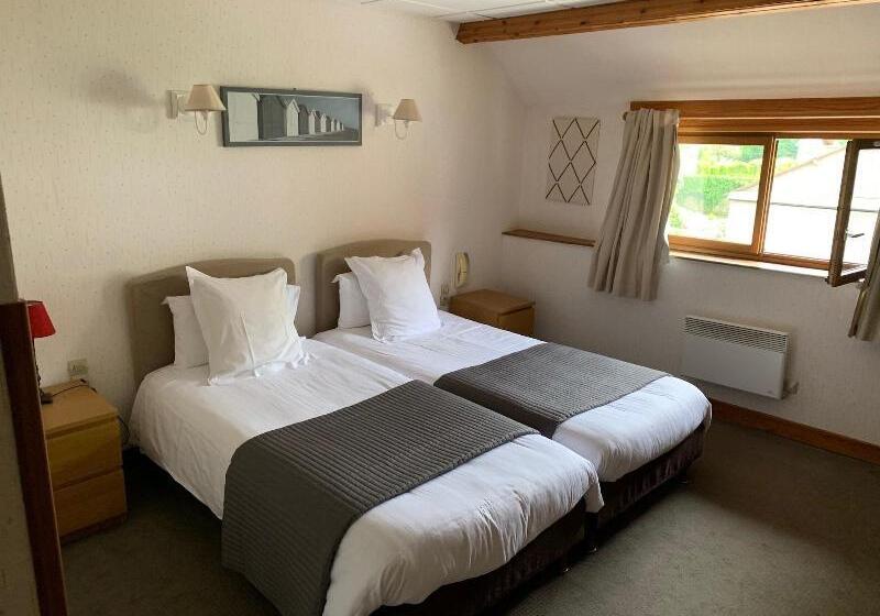 Номер Стандарт, Logis  Auberge Du Colombier