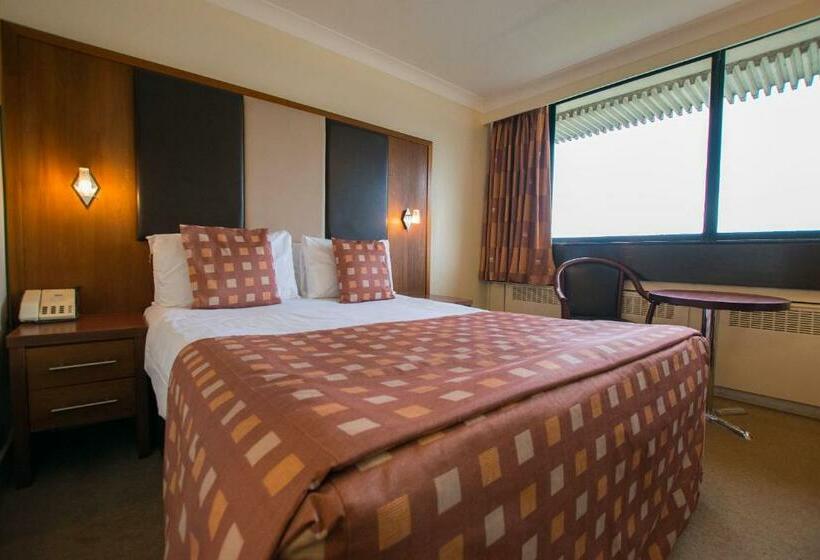 Номер Стандарт, Muthu Glasgow River