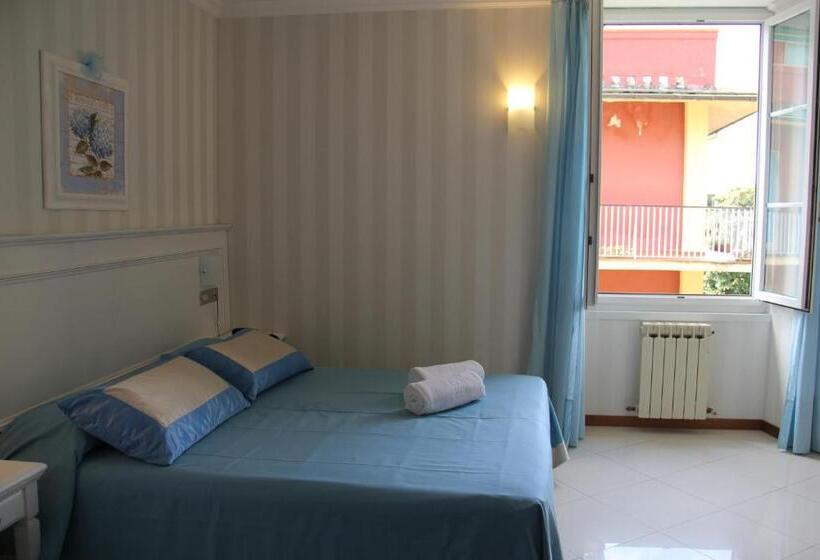 스탠다드 룸, Nazionale