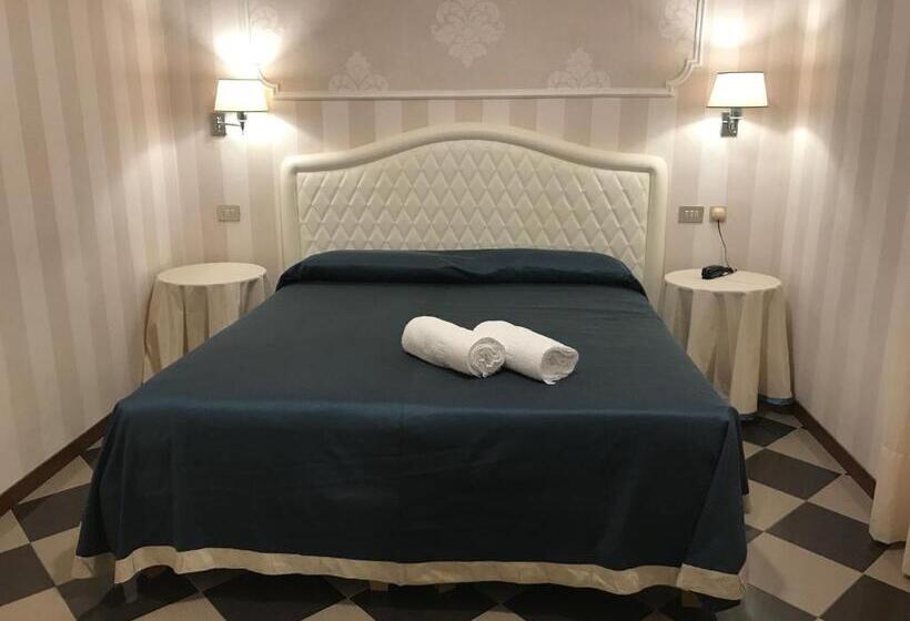 스탠다드 룸, Nazionale