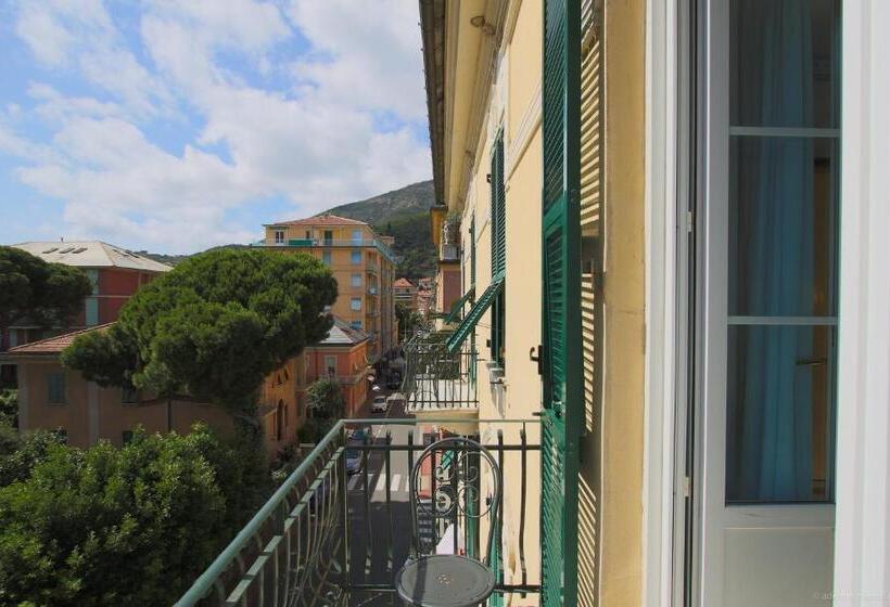 스탠다드 싱글 룸, Nazionale