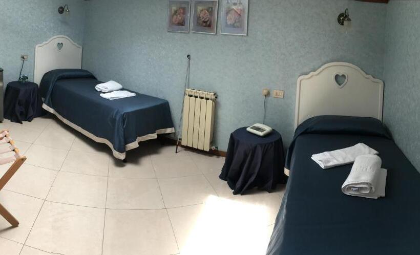 이코노미 룸, Nazionale