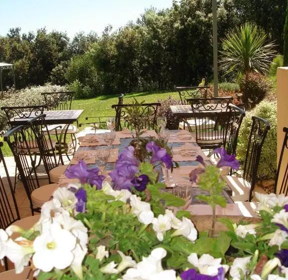 Suite with Balcony, Restaurant Le Gardon Pont Du Gard