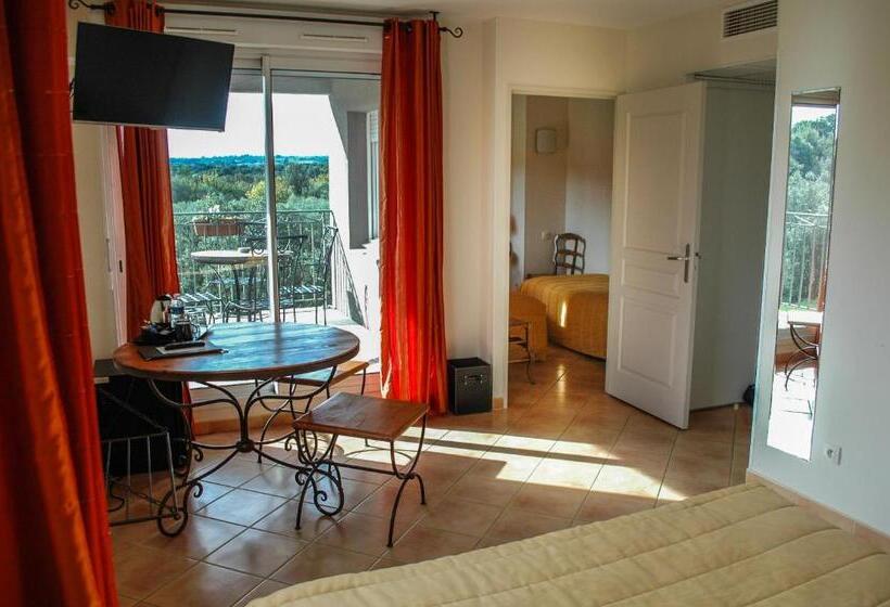 带阳台套房, Restaurant Le Gardon   Pont Du Gard