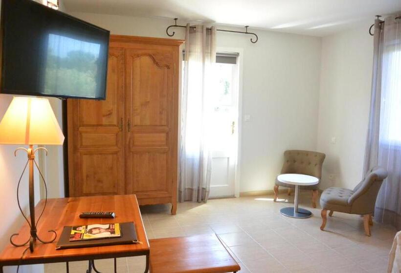 带露台的套间, Restaurant Le Gardon   Pont Du Gard