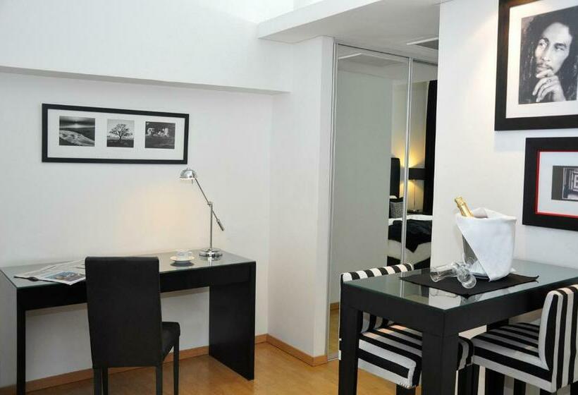 اتاق اجرایی, Broadway Hotel & Suites