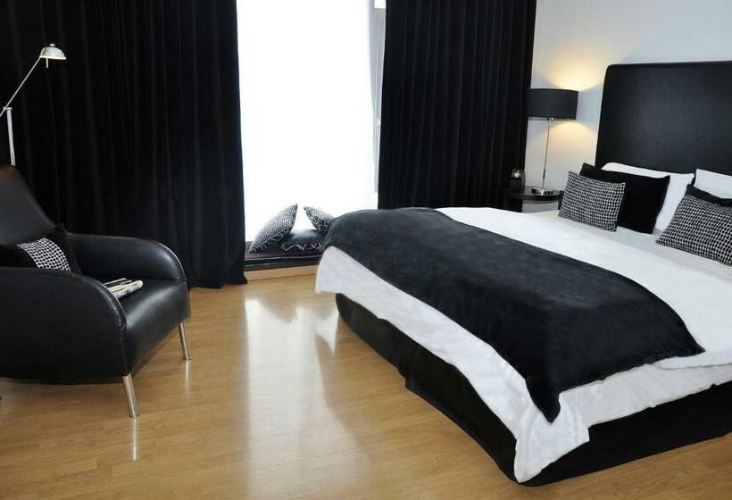 اتاق اجرایی, Broadway Hotel & Suites