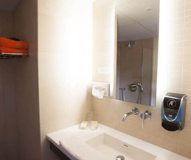 Номер Стандарт, Au Tilleul