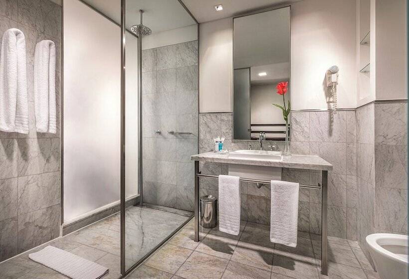اتاق سوپریور, Broadway Hotel & Suites