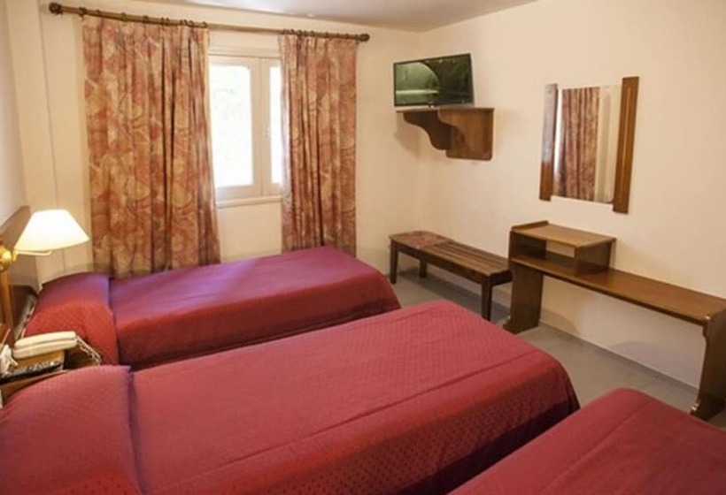 غرفة قياسية ثلاثية, Carollo