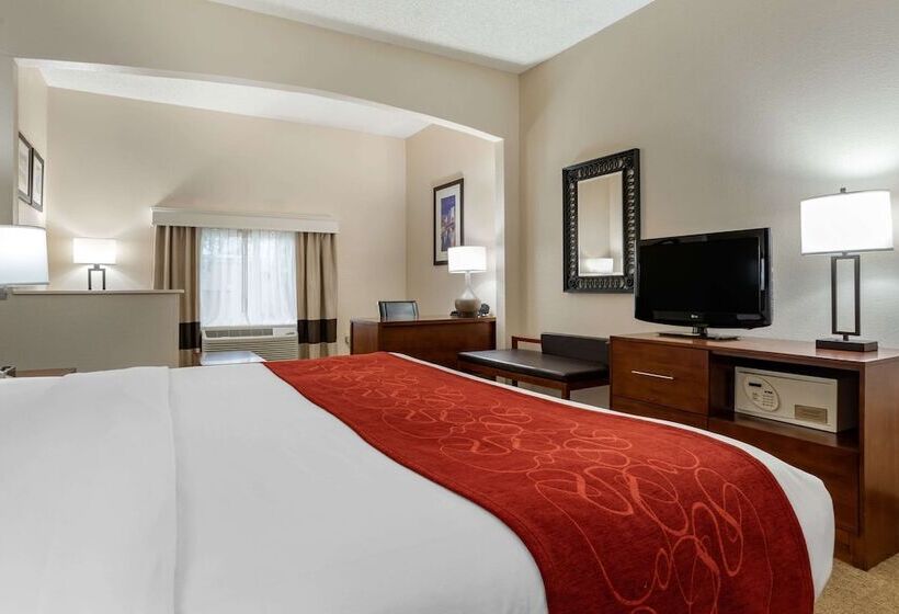 سوییت, Comfort Suites Airport