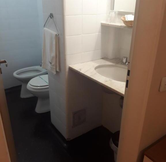 스탠다드 싱글 룸, Conquistador