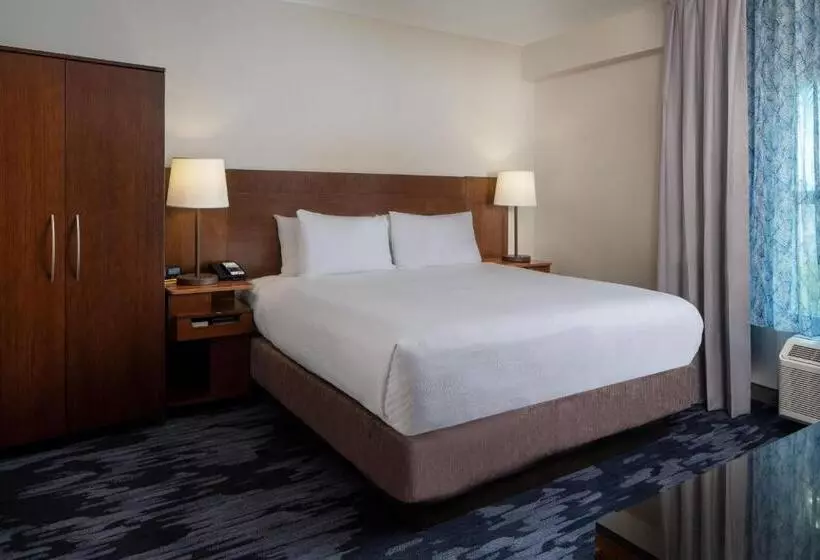キングサイズベッドのスイートルーム, Fairfield Inn & Suites By Marriott Destin