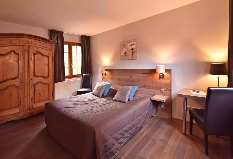 Superior-huone, Hôtel De L'ange