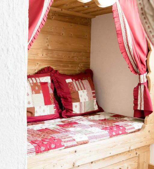 اتاق استاندارد سه نفره, Hôtel Le Sporting