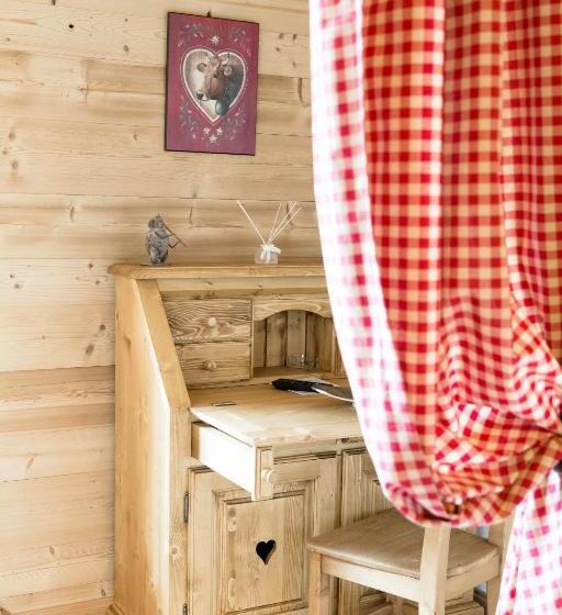 اتاق استاندارد سه نفره, Hôtel Le Sporting