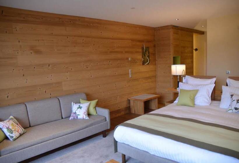 발코니가 있는 4인용 스탠다드 룸, Le Caballin