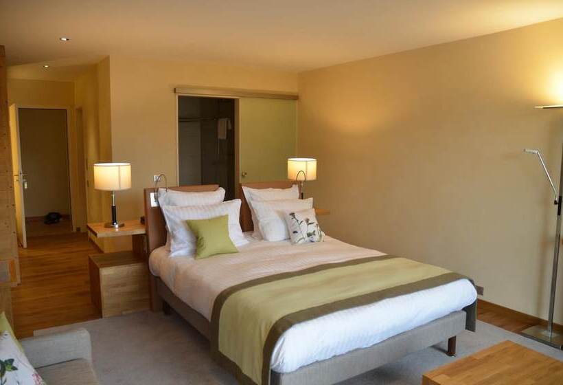 발코니가 있는 4인용 스탠다드 룸, Le Caballin