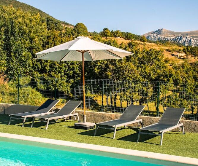 Трехместный Номер Superior, Hôtel Le Panoramic   Votre Hôtel Au Cœur Des Gorges Du Verdon