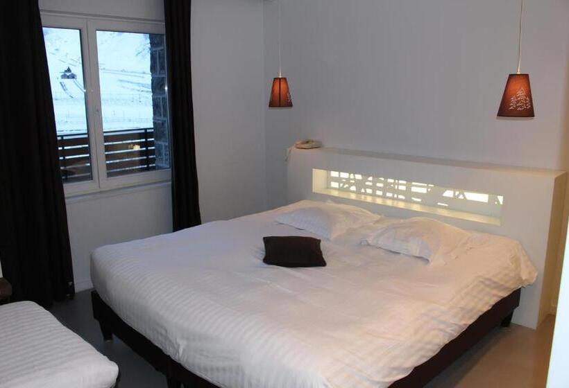 スタンダード４人部屋, Hôtel Du Puy Ferrand , Restaurant La Table De L Ours