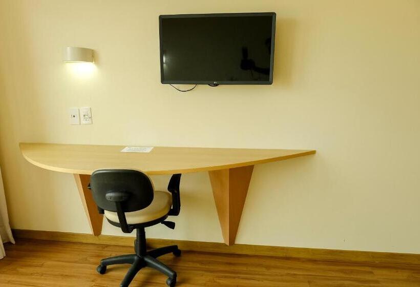 Quarto Deluxe, Marante Plaza