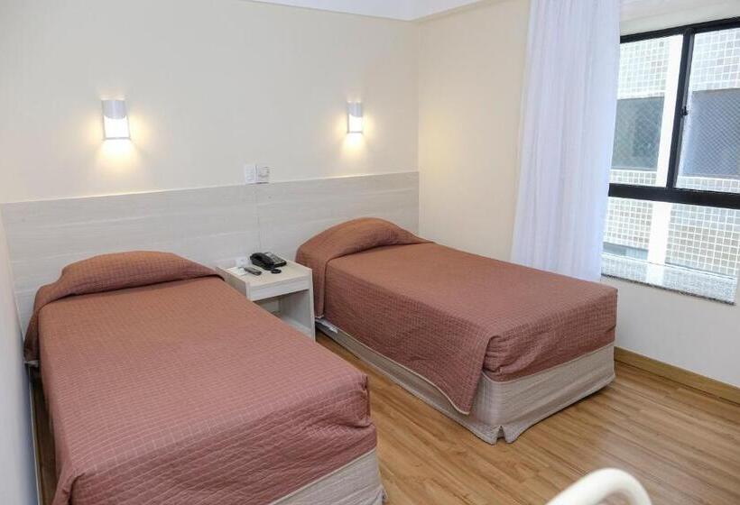 غرفة قياسية, Marante Plaza