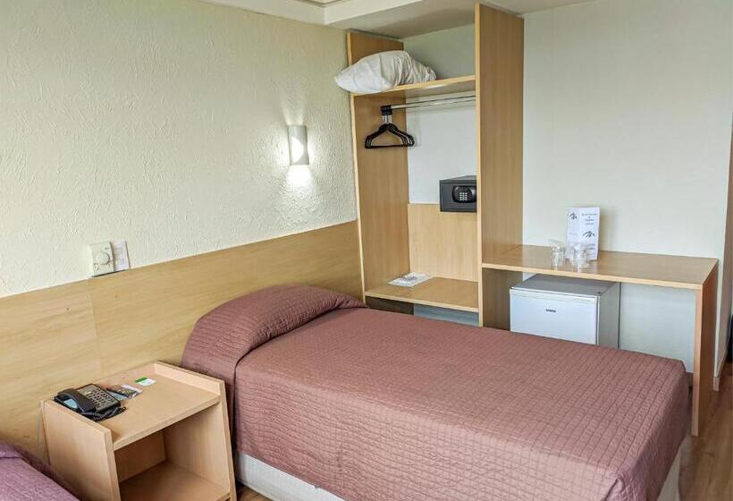 غرفة ديلوكس, Marante Plaza