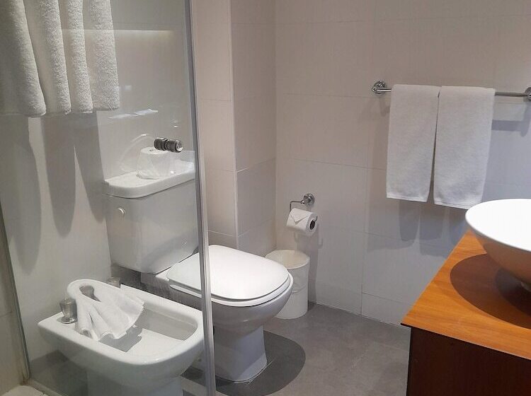 스탠다드 룸, Rochester Hotel Concept