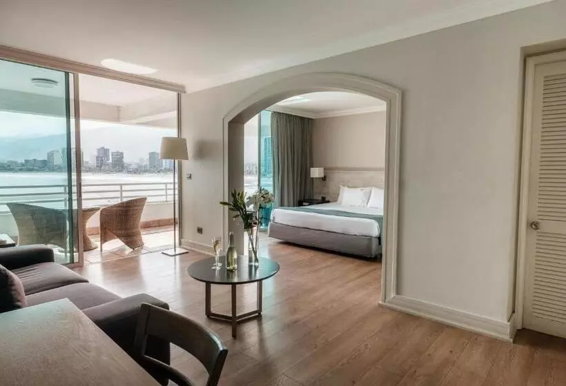 اتاق سوپریور با چشم‌انداز دریا, Terrado Suites Iquique