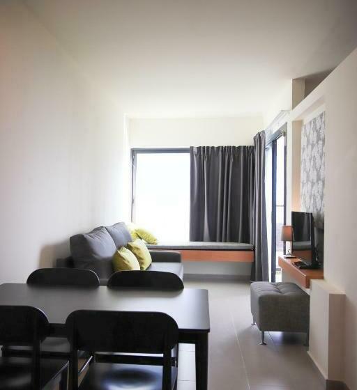 オーシャンビュースタンダードルーム, Fergus Cap Roig