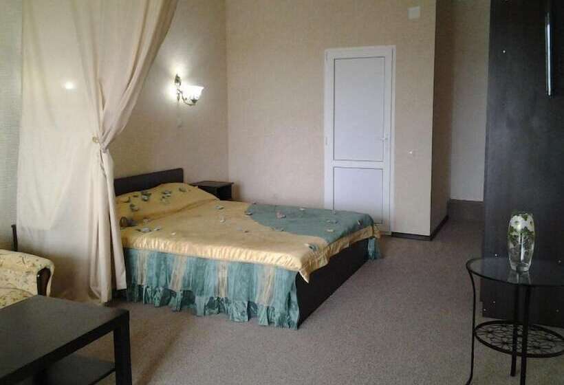 可观海景的舒适型房间, Happylinn