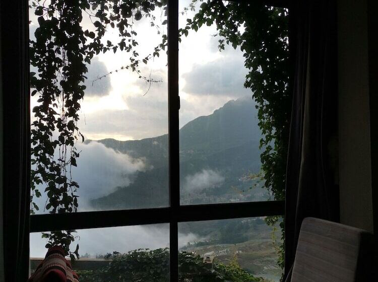 غرفه قياسيه سريرين مزدوجين, Beyond The Cloud