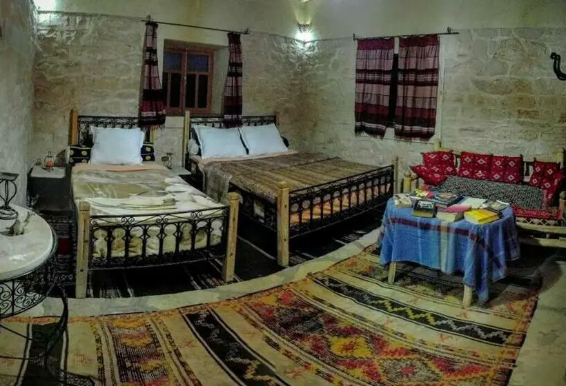 スタンダードトリプルルーム, Kasbah Dar Talouste