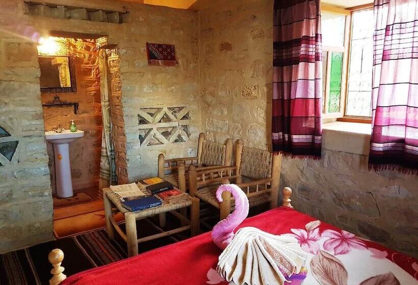 스탠다드 트리플 룸, Kasbah Dar Talouste