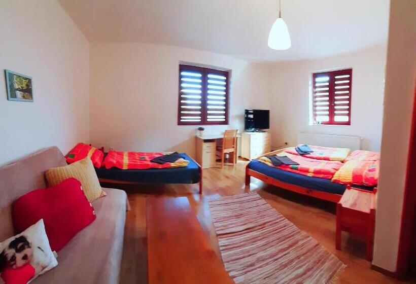 家庭间, Relax Mariánka