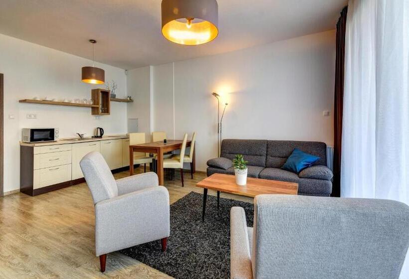 Апартаменты 1 Спальня, Penzión čerešňový Sad & Wellness