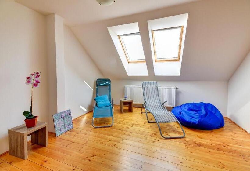 Номер Стандарт Трехместный, Penzión čerešňový Sad & Wellness