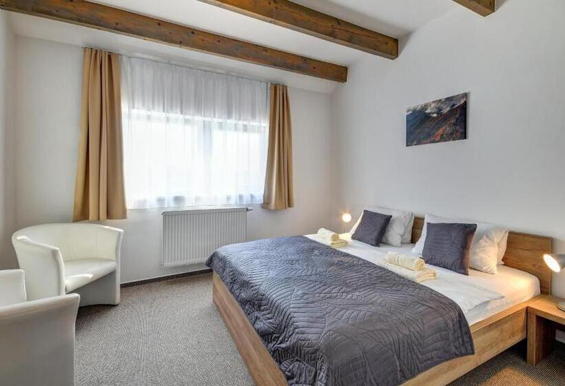 Апартаменты 1 Спальня, Penzión čerešňový Sad & Wellness