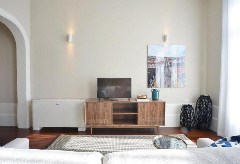 آپارتمان لوکس 1 خوابه, Youropo   Market