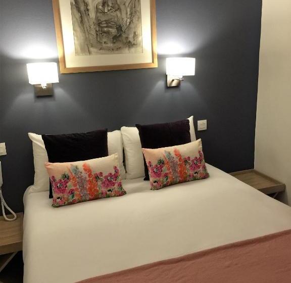 חדר בסיסי, Ar Terra Nova