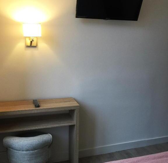 חדר משפחתי, Ar Terra Nova