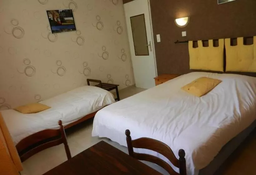 スタンダードトリプルルーム, Logis Auberge De La Plaine