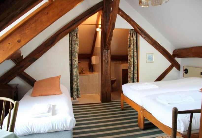 Номер Стандарт Трехместный, Logis Auberge De La Plaine