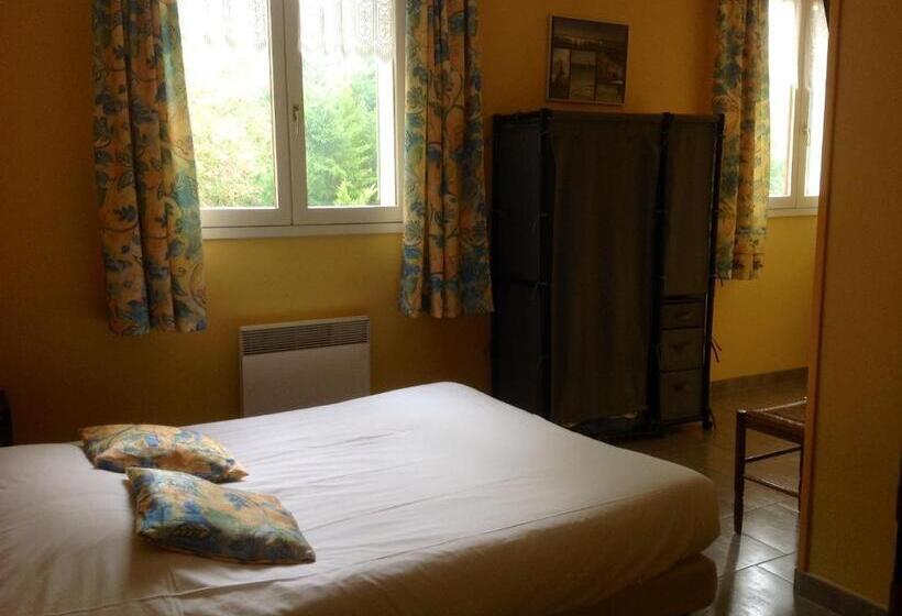 Номер Стандарт, Logis Auberge De La Plaine