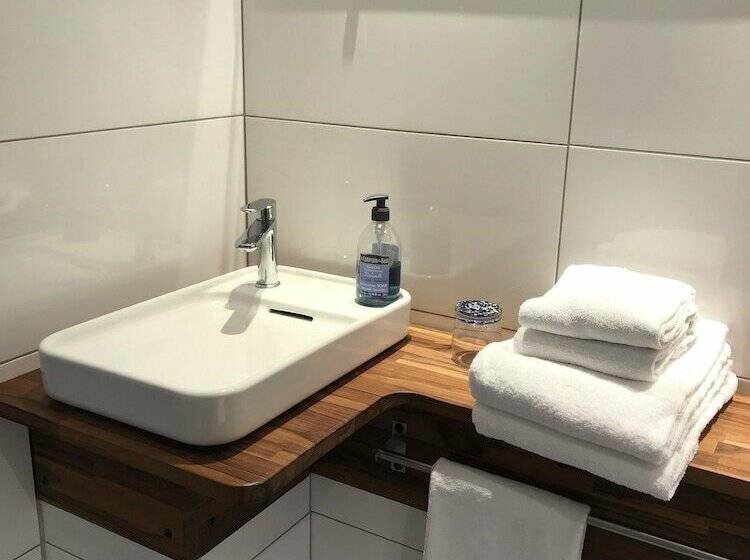 Номер Стандарт, Hôtel Restaurant De Londres