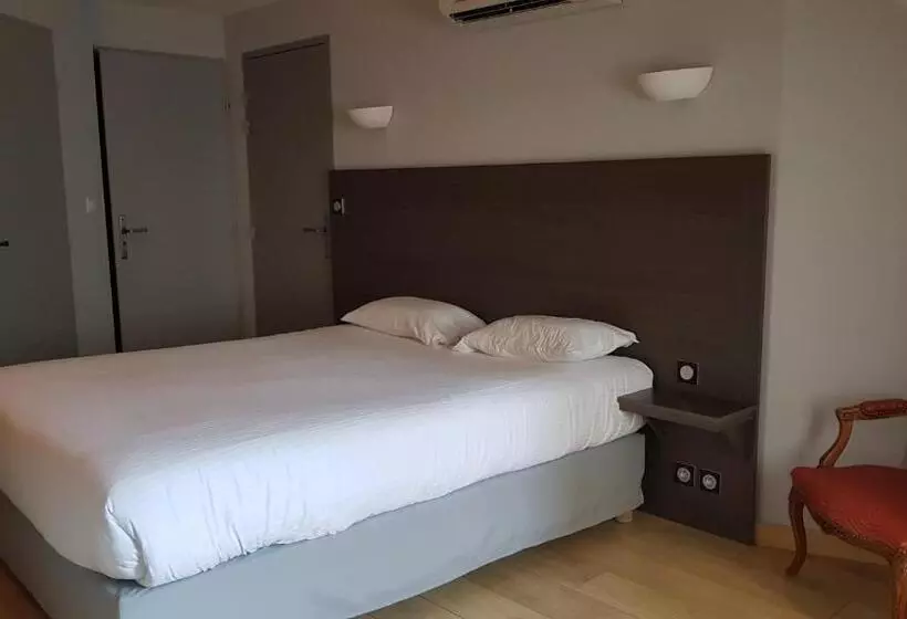 スタンダードルーム, Logis Hôtel Des Deux Forts