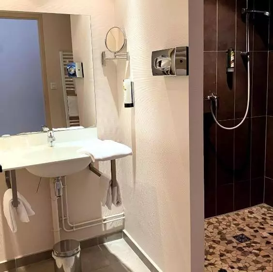 スタンダードルーム, Logis Hôtel Des Deux Forts