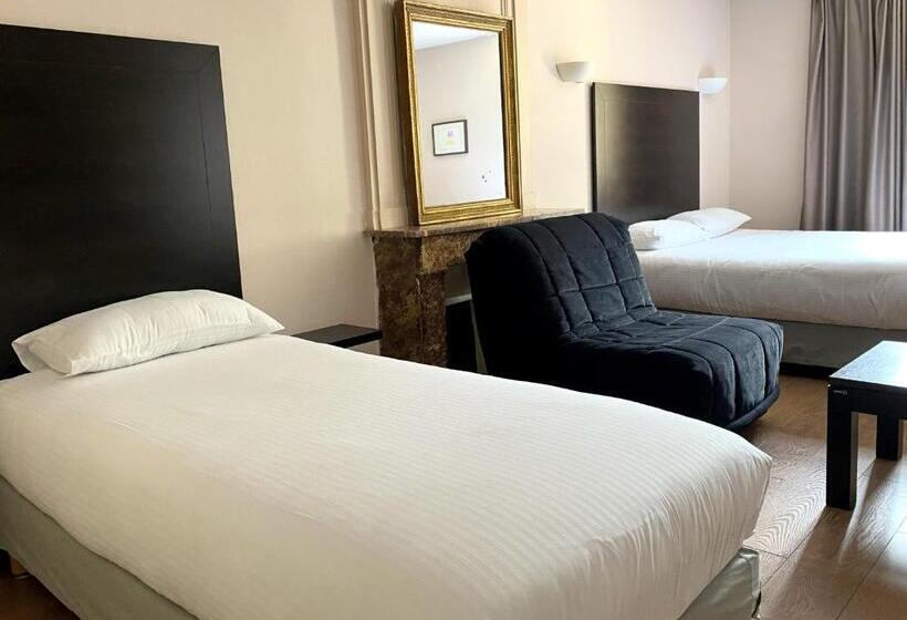Четырехместный Номер Стандарт, Logis Hôtel Des Deux Forts
